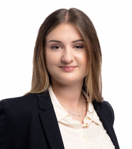 Alina Träxler, Linz
